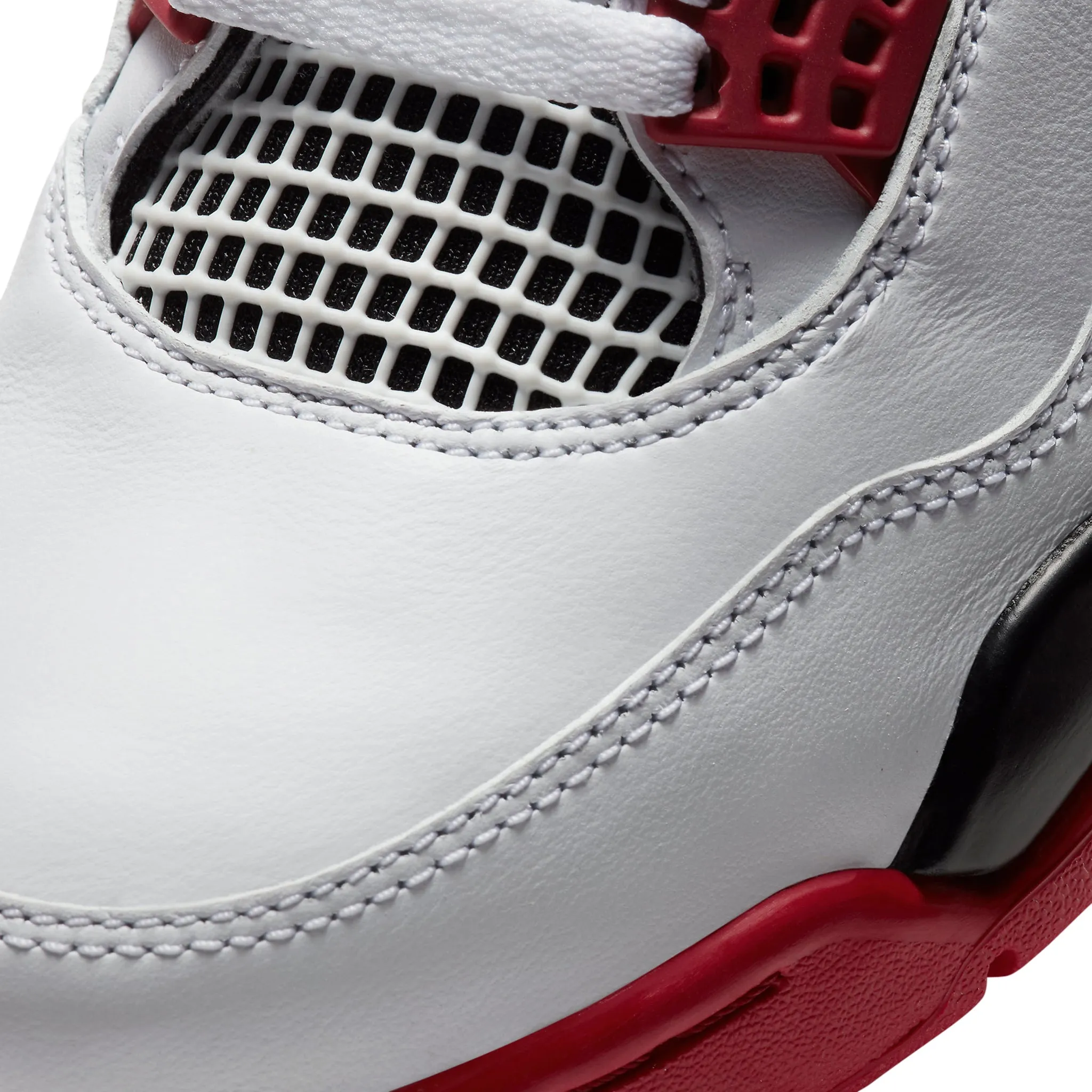 Air Jordan 4 Retro Fire Red (2020)