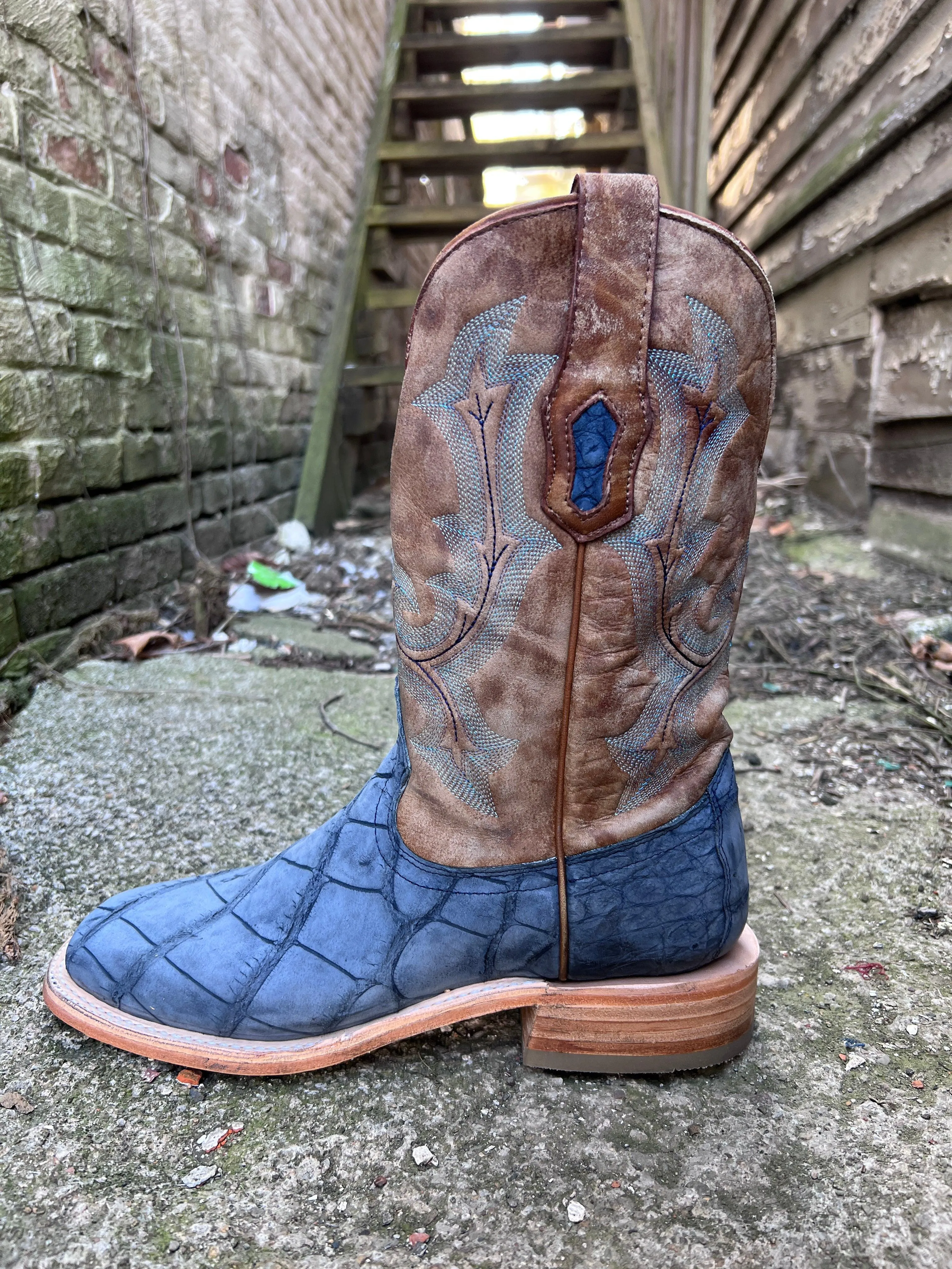 Corral Men’s Blue Sueded Alligator Wide Square Toe Cowboy Boots A4220