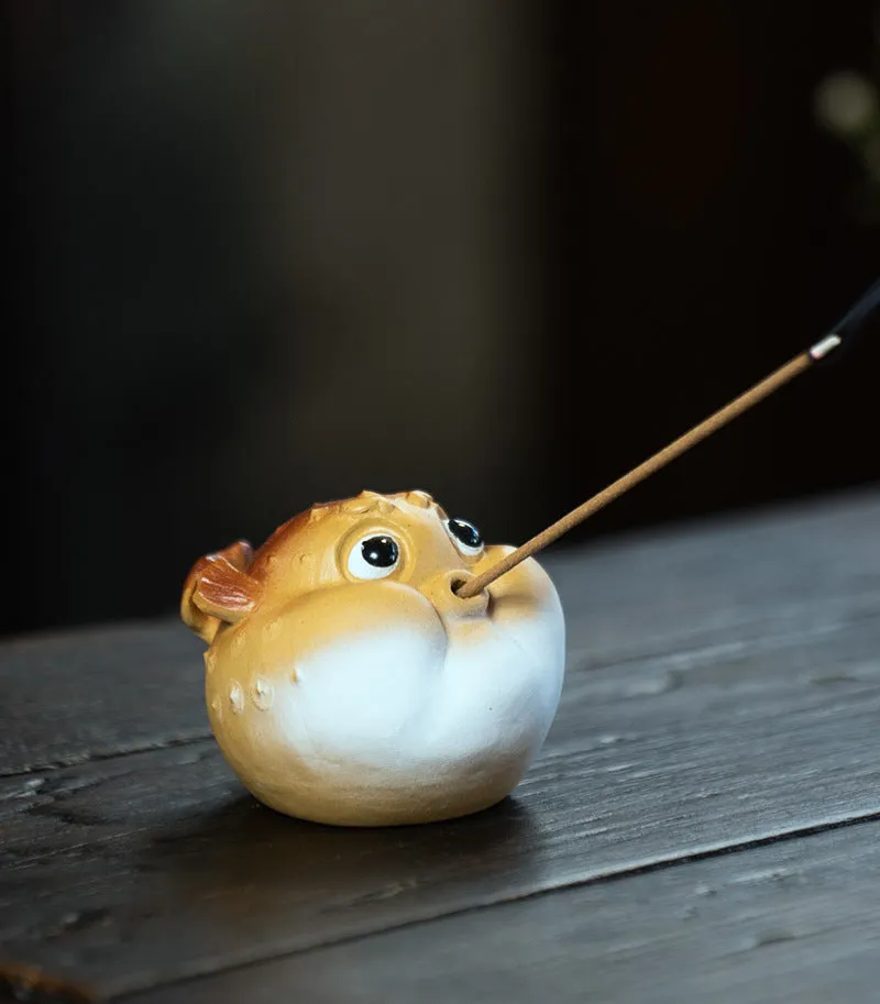 Gohobi Handmade Ceramic YiXing Clay Puffer Fish Ornament Tea pet incense holder