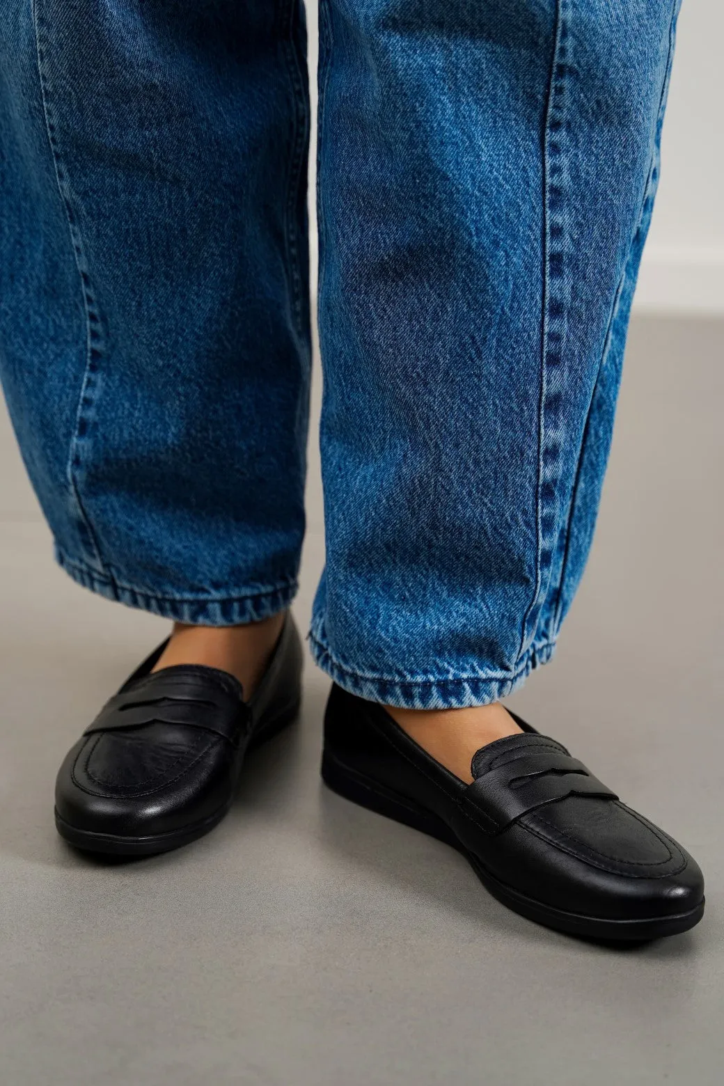 LEATHER MAMA LOAFERS