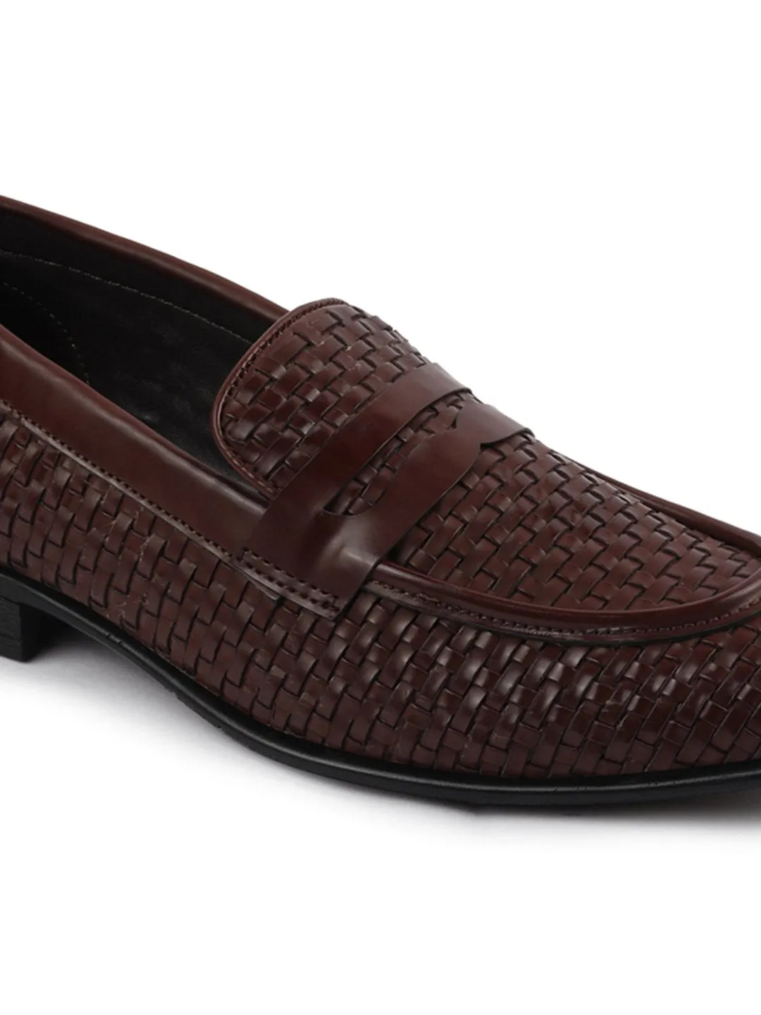 Men Brown Hand Knitted Slip On Penny Loafers