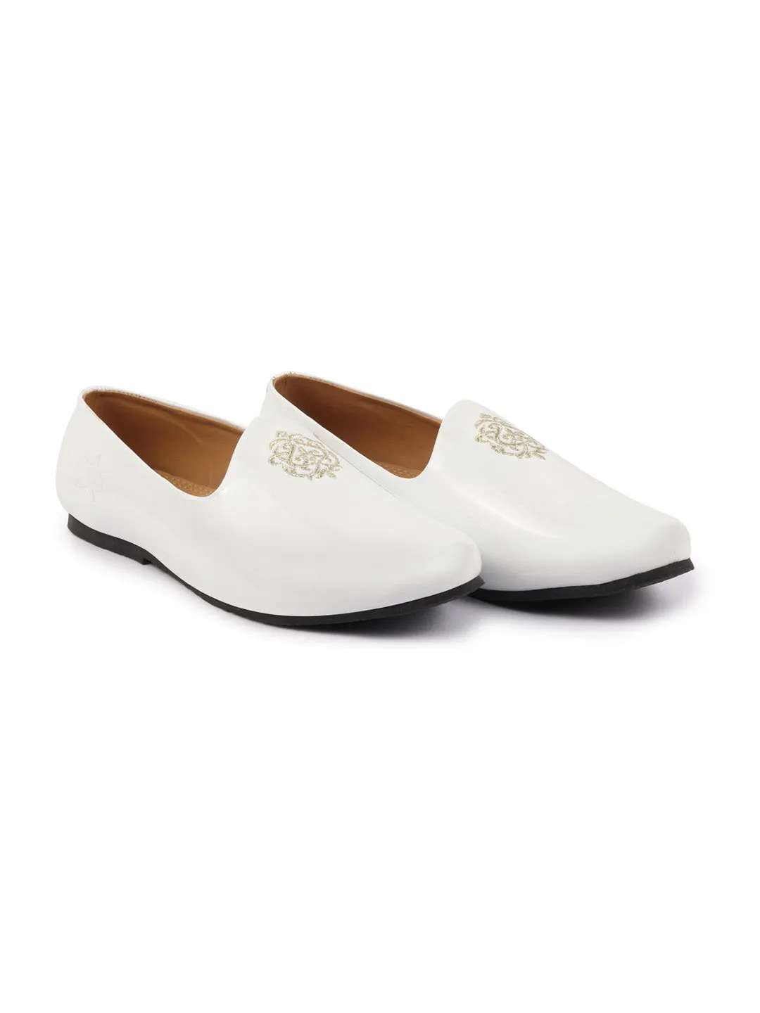 Men White Patent Glossy Ethnic Embroidered Design Slip On Shiny Juttis & Mojaris For Party|Wedding|Festival