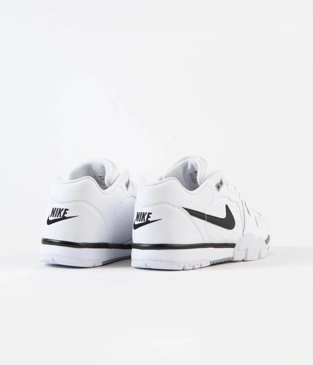 Nike Cross Trainer Low Shoes - White / Black - Particle Grey