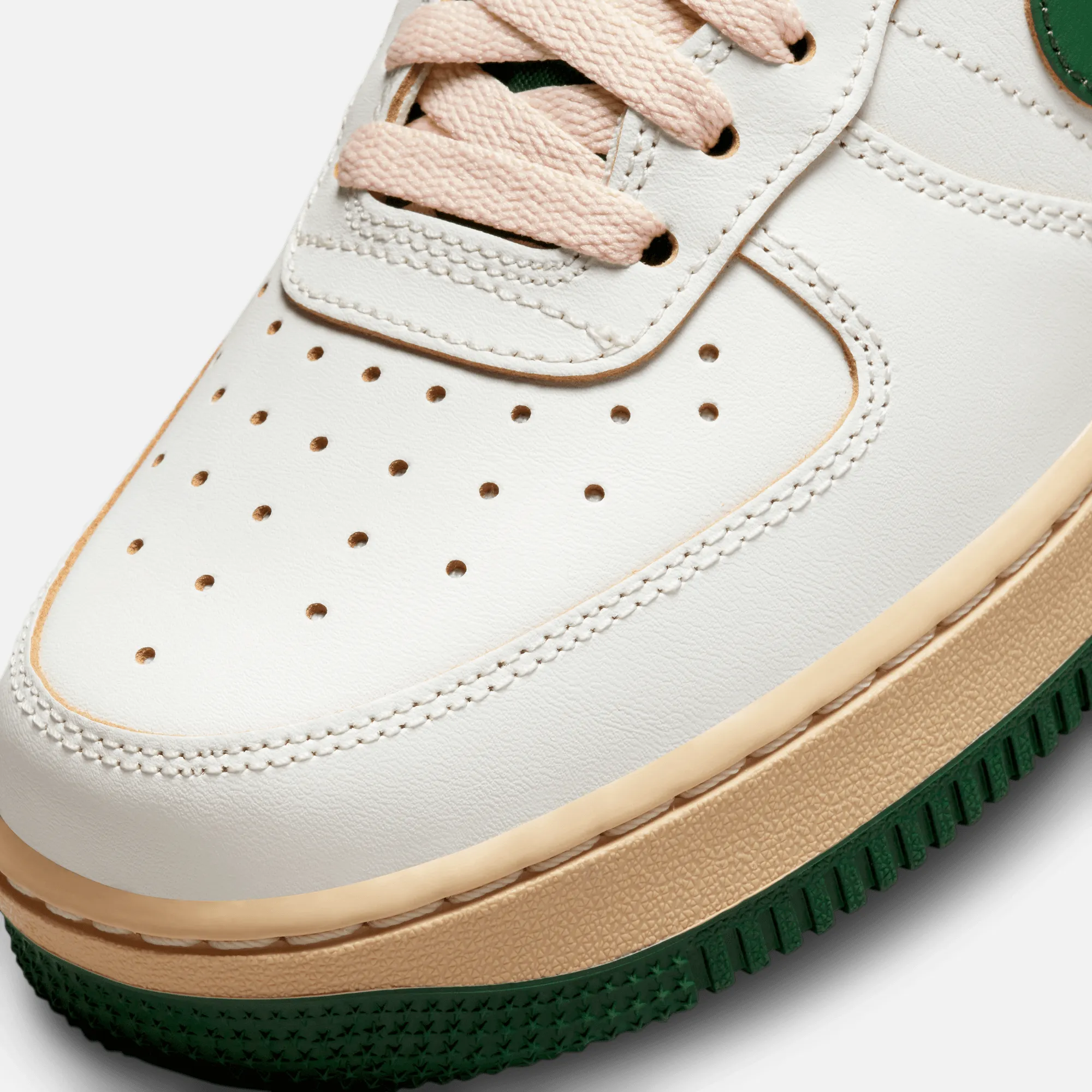 Nike Women's Air Force 1 Low Vintage Gorge Green