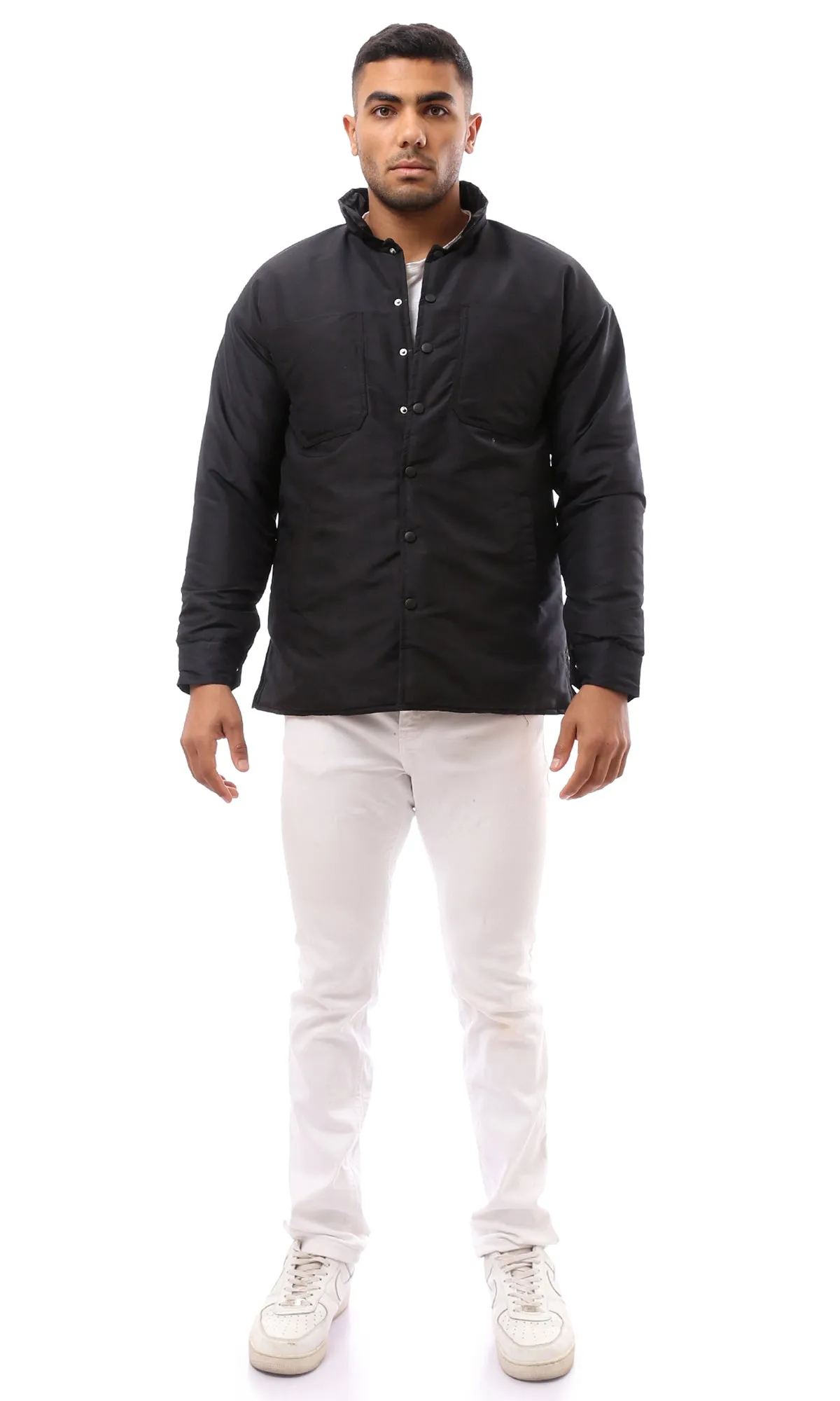 O171909 Solid Buttoned Black Puffer Jacket