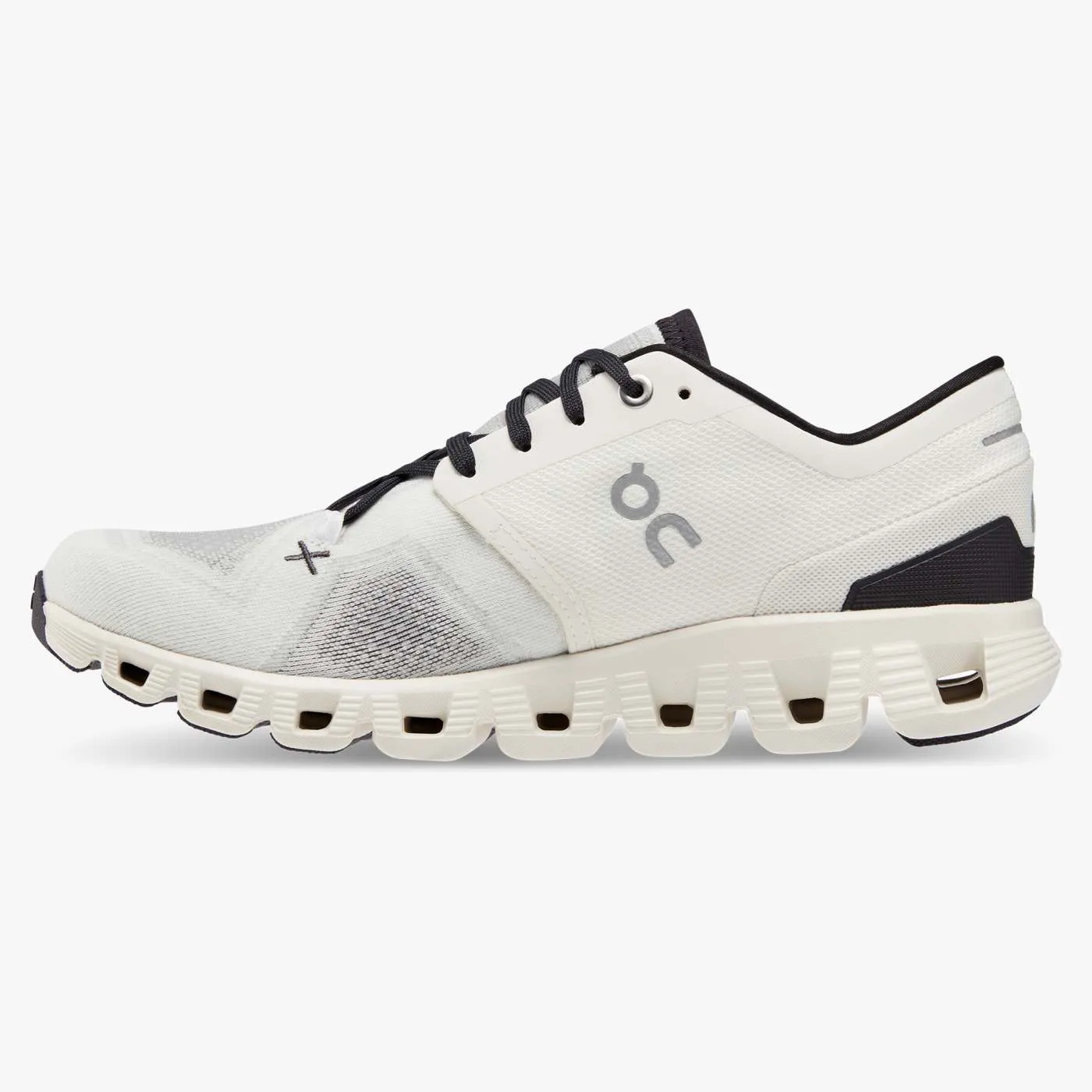 On Running Women's Cloud X 3 Shoes - White / Black