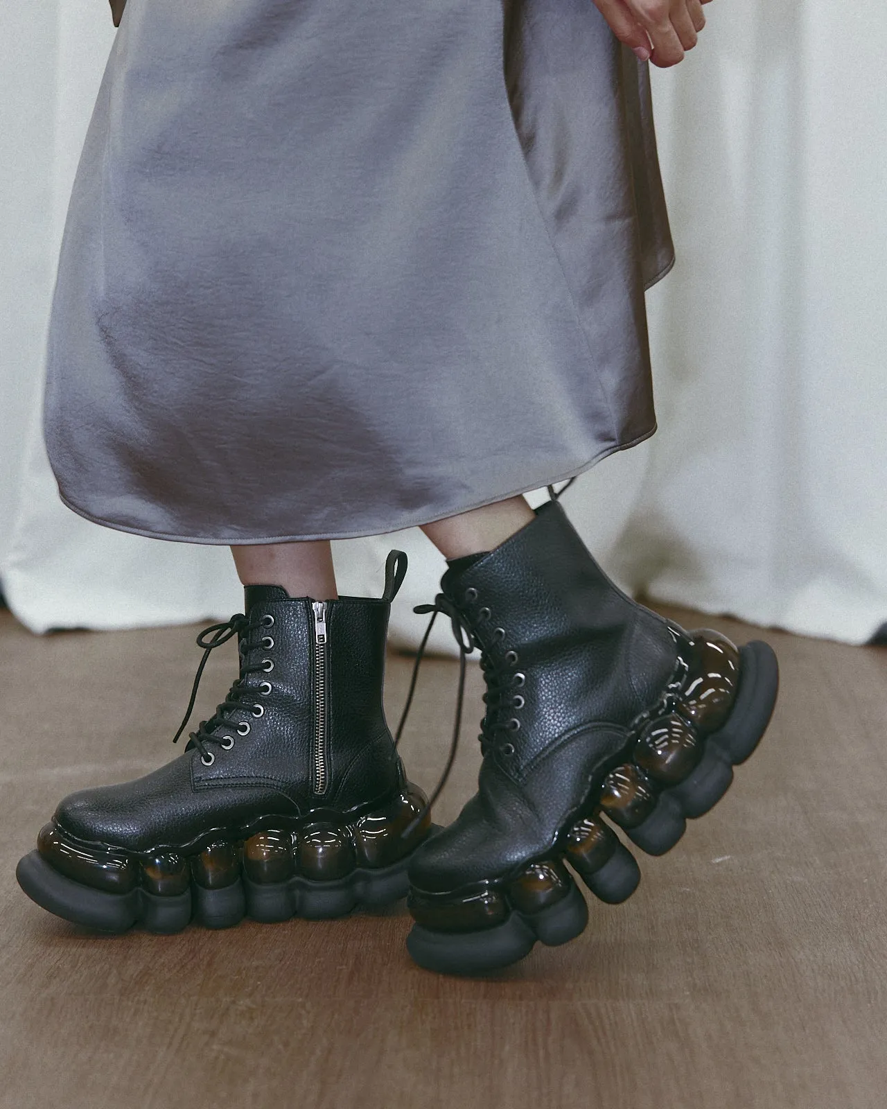 "Jewelry" Ark Eight Holes Boots / Black