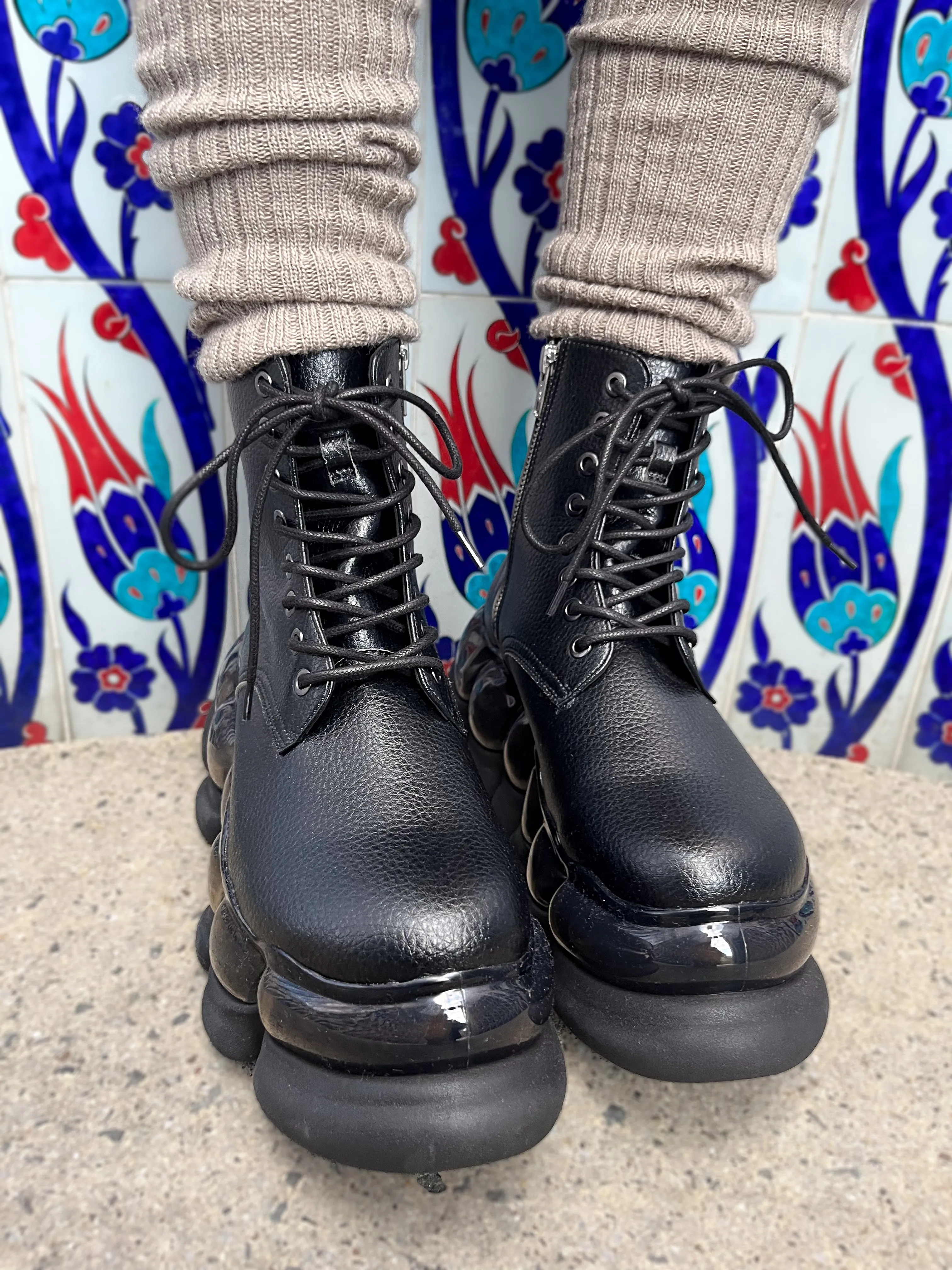 "Jewelry" Ark Eight Holes Boots / Black