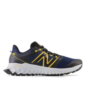 Scarpe Uomo NEW BALANCE Sneakers Running Fresh Foam Garoe colore Navy Hot Marigold e Black