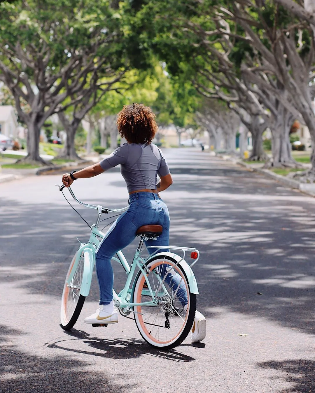 sixthreezero Dreamcycle Single Speed Women's Beach Cruiser Bike