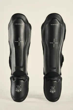 UNIQ SHIN GUARDS TECHNICAL BLACK